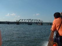 Swing rail bridge over Potomac